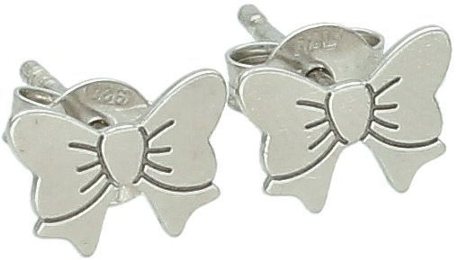 Kolczyki srebrne kokardki próba 925, OR RM93 018 Kolczyki srebrne w kształcie kokardek (model OR RM93 018) to elegancki i subtelny dodatek, który doskonale podkreśli każdą stylizację.1.jpg